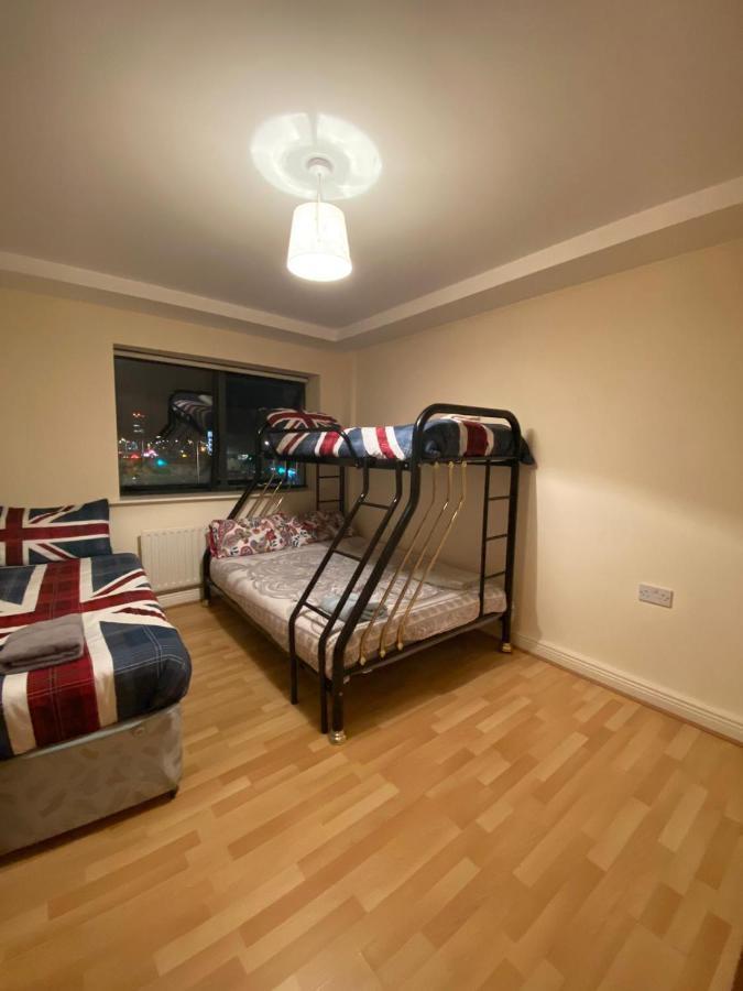 The Sentinel Tower Airport Apartments Ballymun Esterno foto