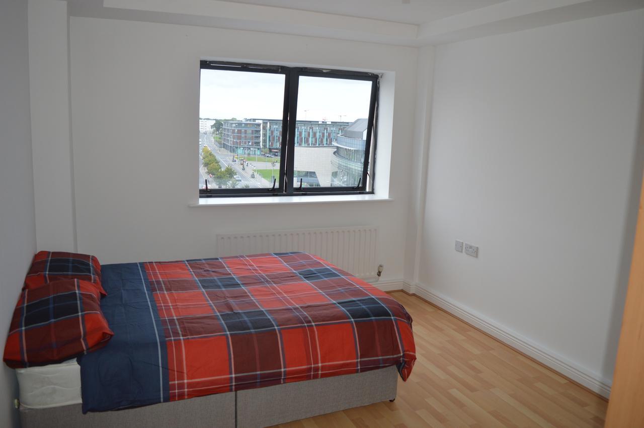 The Sentinel Tower Airport Apartments Ballymun Esterno foto